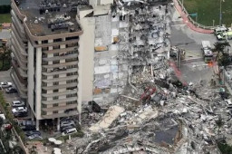 长沙塌楼近88小时后救出第9名被困者