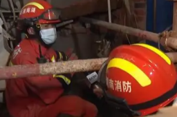 长沙获救女孩对消防说你是我的希望