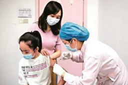 9岁女孩打性抑制针半年花十万