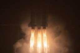 天舟四号货运飞船发射圆满成功