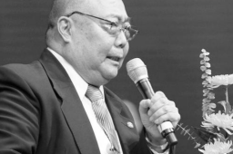 著名京剧表演艺术家袁少海逝世