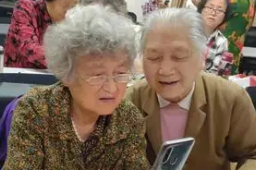 江苏1500名老人被骗20亿