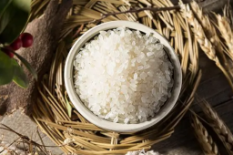 全球粮食再响警报 大米也紧张