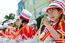 把美的种子播撒在孩子心中