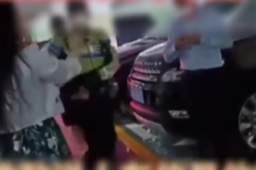 媒体评宾利车位风波：已成反腐线索