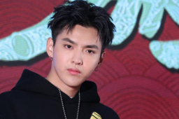 吴亦凡强奸聚众淫乱案一审开庭