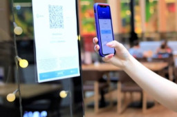 半月谈：给储户赋红码是权力任性