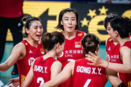 中国女排零封波兰女排