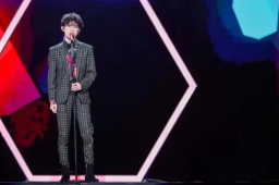 易烊千玺考编三大争议