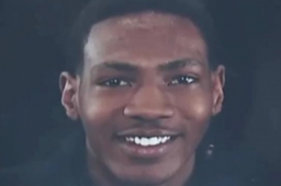 美黑人男子被警察射中46弹身亡