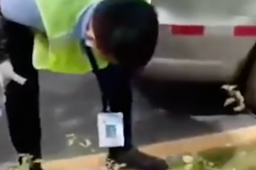 女子科目三考试把安全员开吐了