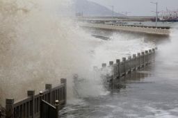 连云港龙卷风已致2200余人受灾