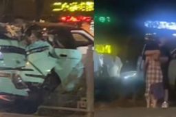 路虎遭追尾报废 司机望车痛哭