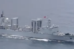 北部战区太湖舰黄海实弹演练