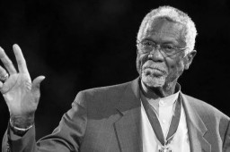 NBA传奇球星比尔·拉塞尔去世