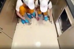 90后双胞胎成立男生家政公司