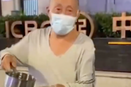武汉糖水爷爷遭网暴不摆摊了