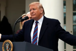 FBI带走特朗普隐藏的机密文件