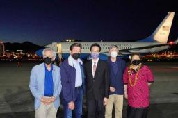 中方将对美挑衅采取果断的反制措施