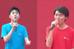 北大开学典礼学长对唱《孤勇者》