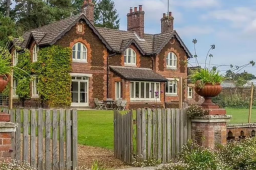 英国女王在网上出租皇室庄园