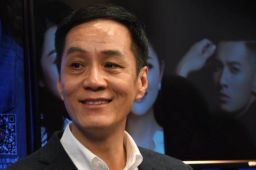 冯远征就任北京人艺院长