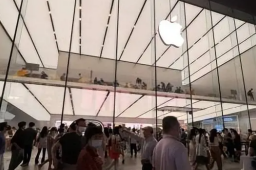 黄牛诉苦苹果14倒贴100元出