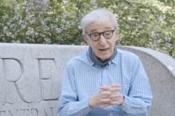 著名导演伍迪艾伦宣布退休