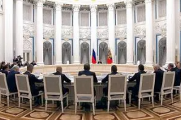 普京:最短时间保障部队进攻武器供应