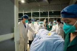 甘宇全身多处骨折伴有严重感染