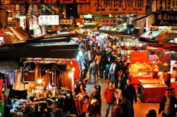 上海不再全面禁止“路边摊”