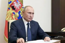 普京签署法令承认两地“独立”