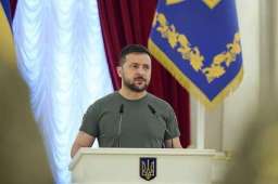 一枚导弹落在泽连斯基办公室附近