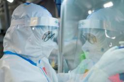 南京一铁路货场多名装卸工核酸异常