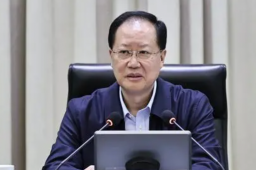 湖南省长：迅速打赢山火歼灭战