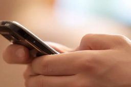 记者卧底网课爆破群