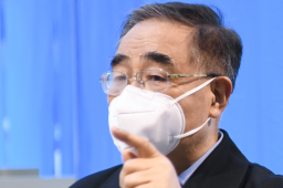 张伯礼：病毒变了防控策略就得变