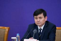 张文宏：新冠病毒逐渐进入稳定期