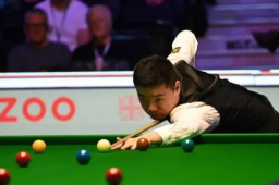 丁俊晖1-8遭艾伦逆转无缘冠军