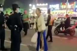 奶茶店老板娘回应穿着性感被举报