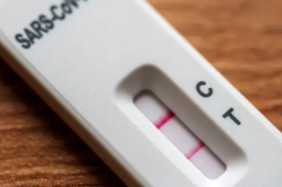 官方：抗原阳性需报备 阴性正常生活