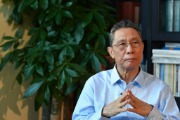 钟南山谈奥密克戎：致病率减弱