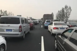 一家4人阳性男子自驾600公里回家