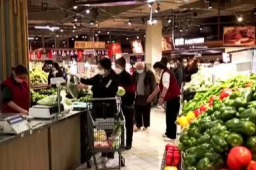 中国抗疫的变与不变