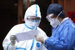 5万余人的小镇仅8名医生