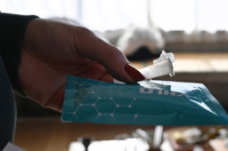 女子转阴5天后复阳:比第一次疼10倍