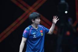 孙颖莎成首位00后年终世界第一