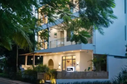 三亚民宿老板称一个月赚回三年亏损