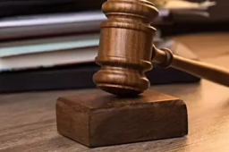 男子借朋友12万借条1小时后变白纸