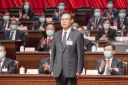 全国最年轻的省会城市市长是他